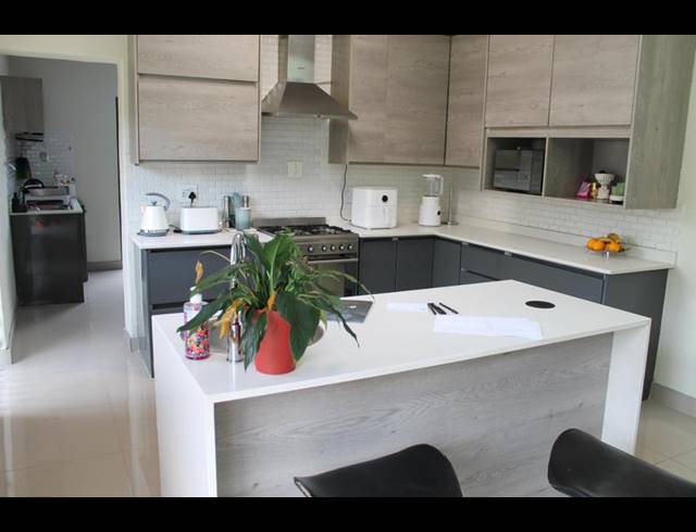 3 BEDROOM HOUSE FOR SALE IN BUURENDAL